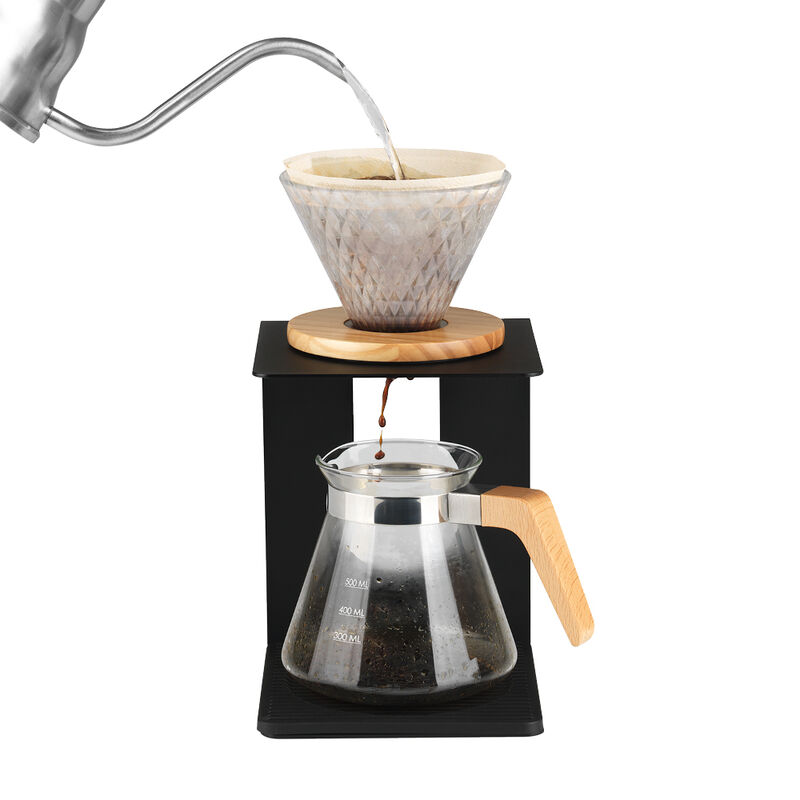 Set pour infusion manuelle de café : une base sûre pour le café filtre Photo 5