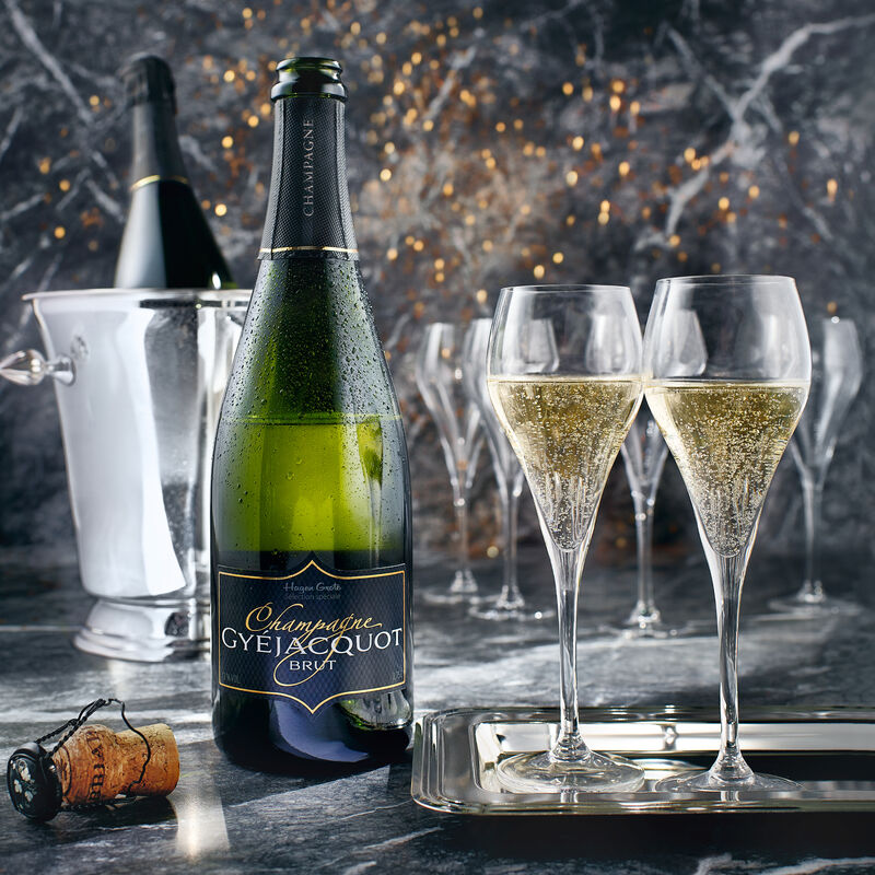 Lot de 3 : champagne élégant, délicatement pétillant à bulles fines Photo 2
