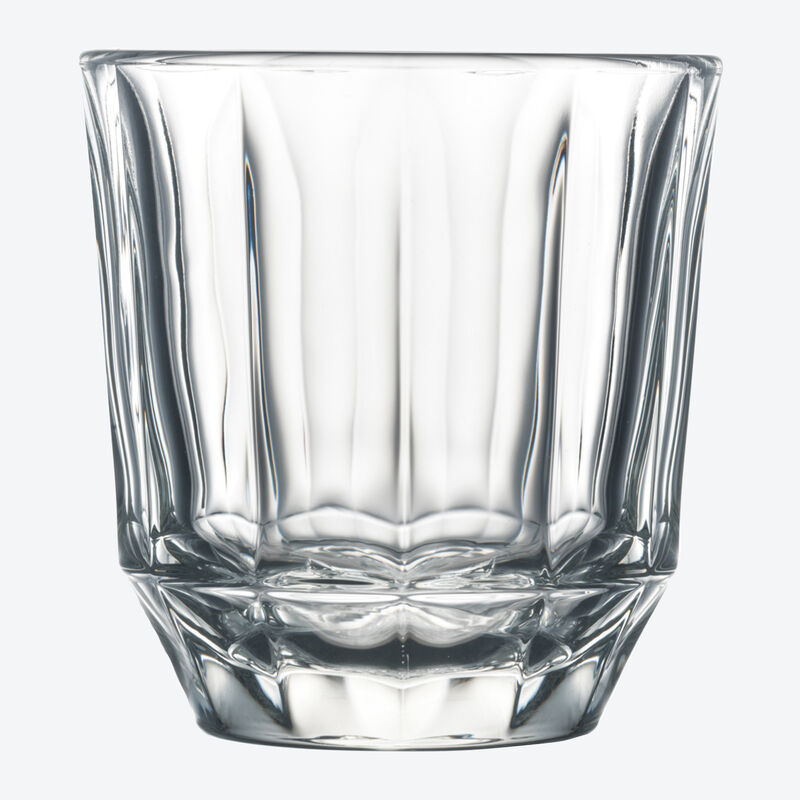 Des verres à eau français classiques fascinants par leurs reflets scintillants Photo 3