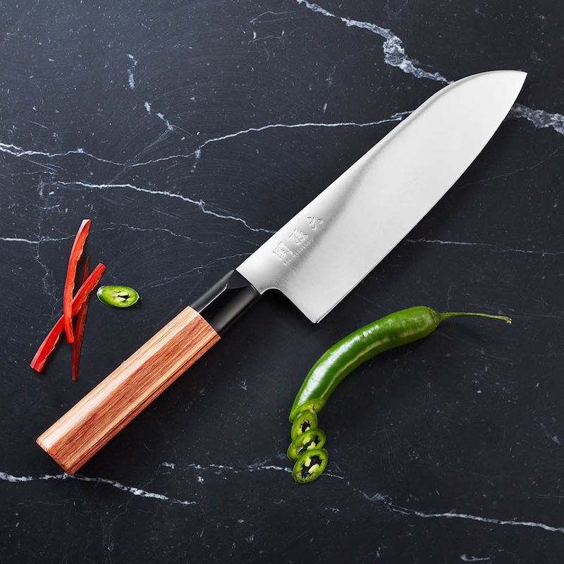 Couteaux de cuisine japonais Santoku,  Seki Magoroku - tenue de coupe durable et excellent tranchant de lame