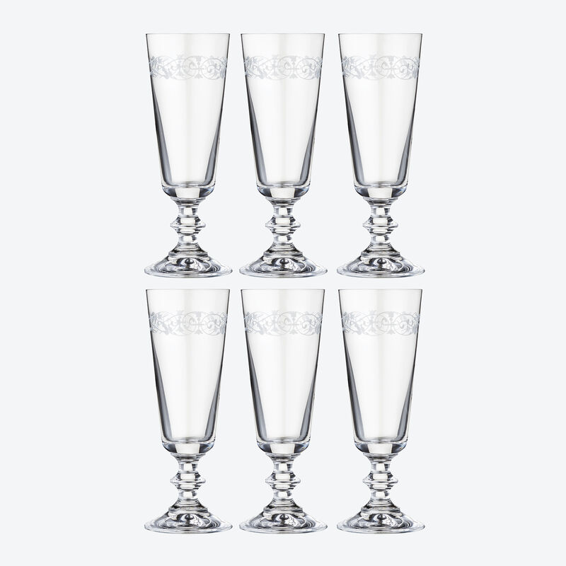 Élégantes flûtes à champagne en cristal  aux motifs de sarments en filigrane par pantographie