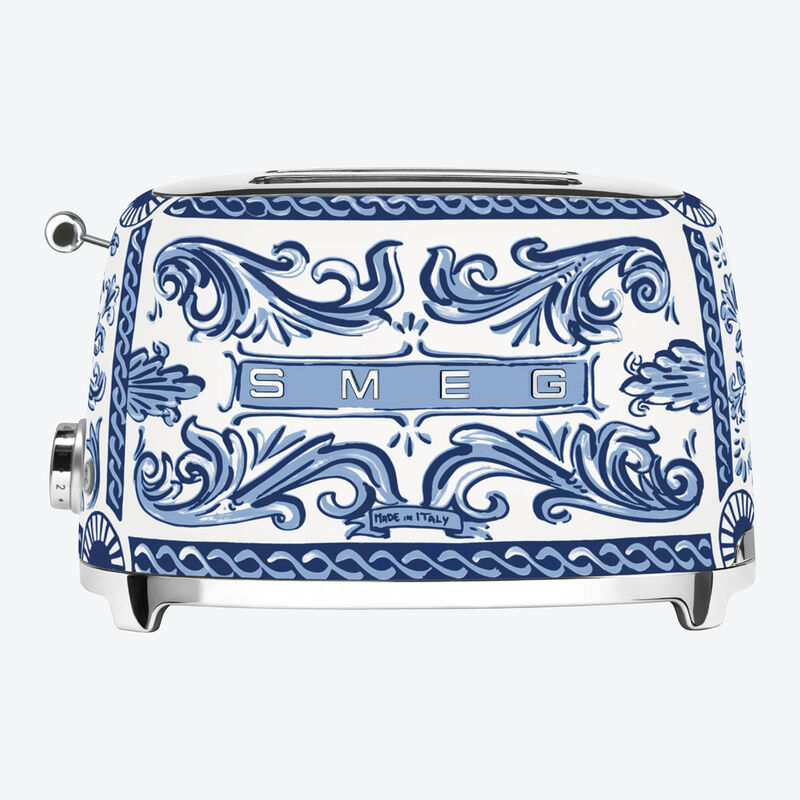 Grille-pain 2 tranches SMEG : la toute dernière technologie dans un design Dolce & Gabbana extravagant « Blu Mediterraneo »