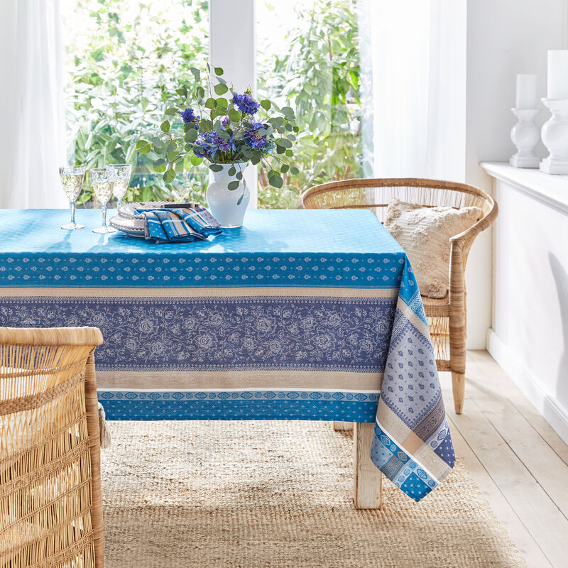 Nappe : linge de table provençal de Nice, tissé en jacquard, finition moderne, tissu