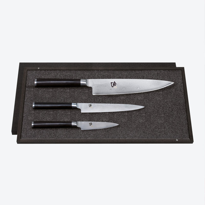 Petit couteau Santoku KAI Shun Classic : acier Damas inoxydable pour répondre aux plus hautes exigences