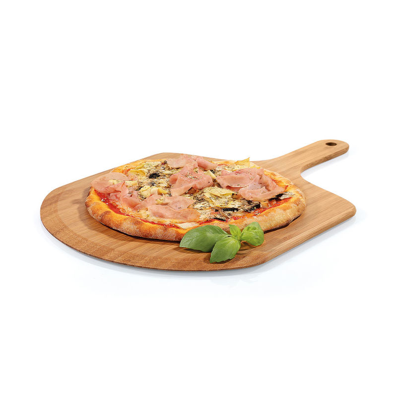 Planche semi-circulaire à pizza et tarte flambée : directement du four à la table