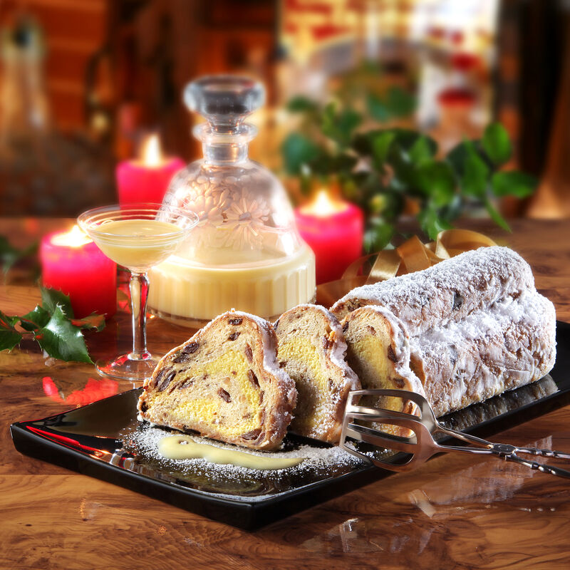 Spécialité innovante : le plus fin Stollen de Noël au fourrage pâte d'amandes-liqueur aux oeufs