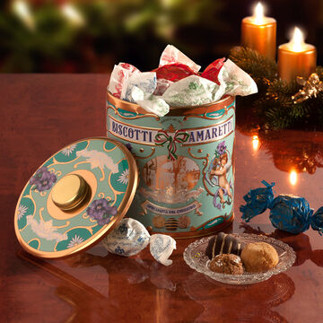 Image du produit pour 'Amaretti di Saronno : spcialit de biscuits d'aprs une recette vieille de 300 ans, joliment prsents'