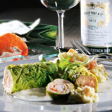 Image du produit pour 'Cannelloni de chou de Milan aux crevettes, sauce Noilly Prat et vin blanc'