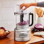 Image du produit pour 'Multifonctionnel et puissant : le robot mnager KitchenAid permet mme de ptrir la pte'