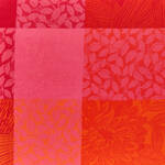 Image du produit pour 'Chemin de table floral aux contrastes lumineux'