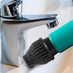 Image du produit pour 'Brosse de nettoyage sans fil - 6 embouts interchangeables'