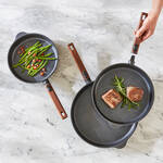 Image du produit pour 'Pole en fonte  bord haut Woll –  24, 28, 32 cm'