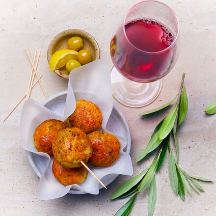 Image du produit pour ' Albondigas de Bacalao   Boulettes de morue, tapa espagnole'