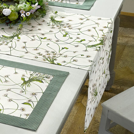 Image du produit pour 'Chemin de table � P�querettes � - Fabrication artisanale allemande, 50 x 150 cm'