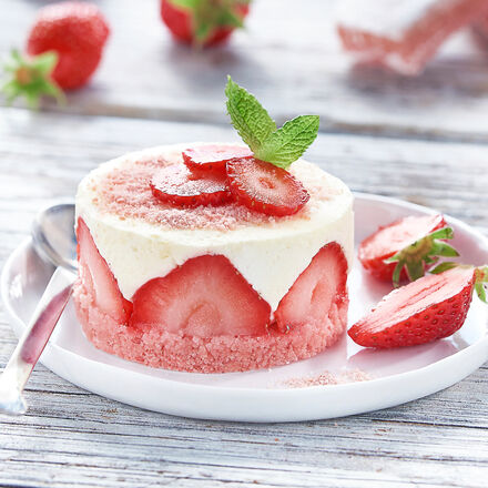 Image du produit pour 'Mini cheesecakes aux fruits rouges et aux Biscuits Roses de Reims'