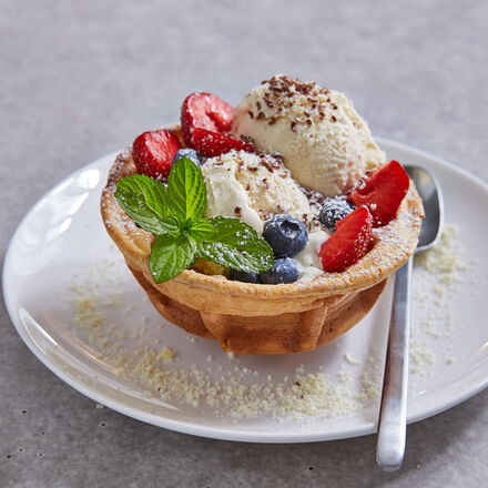 Image du produit pour 'Pte  gaufres classique pour bols en gaufre avec glace  la vanille et fruits frais'