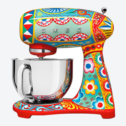 Image du produit pour 'Robot ptissier SMEG  Dolce & Gabanna -  un design flamboyant pour une technologie de pointe'