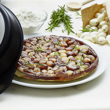 Image du produit pour 'Tarte Tatin aux petits oignons blancs'